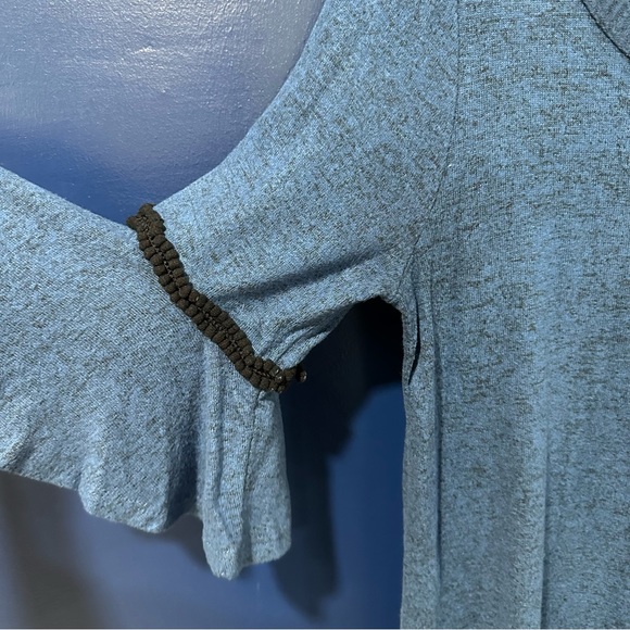 Liza Byrd Sweater Tunic Size Small Blue w/ Black Trim - Picture 9 of 9